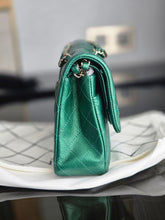 Load image into Gallery viewer, Chanel series 25 2018 18S collection Pearly Emerald Green Caviar LGHW Medium ML timeless Classic double flap bag

