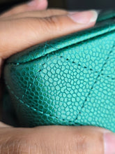 Load image into Gallery viewer, Chanel series 25 2018 18S collection Pearly Emerald Green Caviar LGHW Medium ML timeless Classic double flap bag
