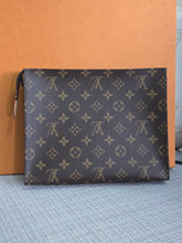 Load image into Gallery viewer, Louis Vuitton LV Toiltry 26 Pouch Monogram Canvas
