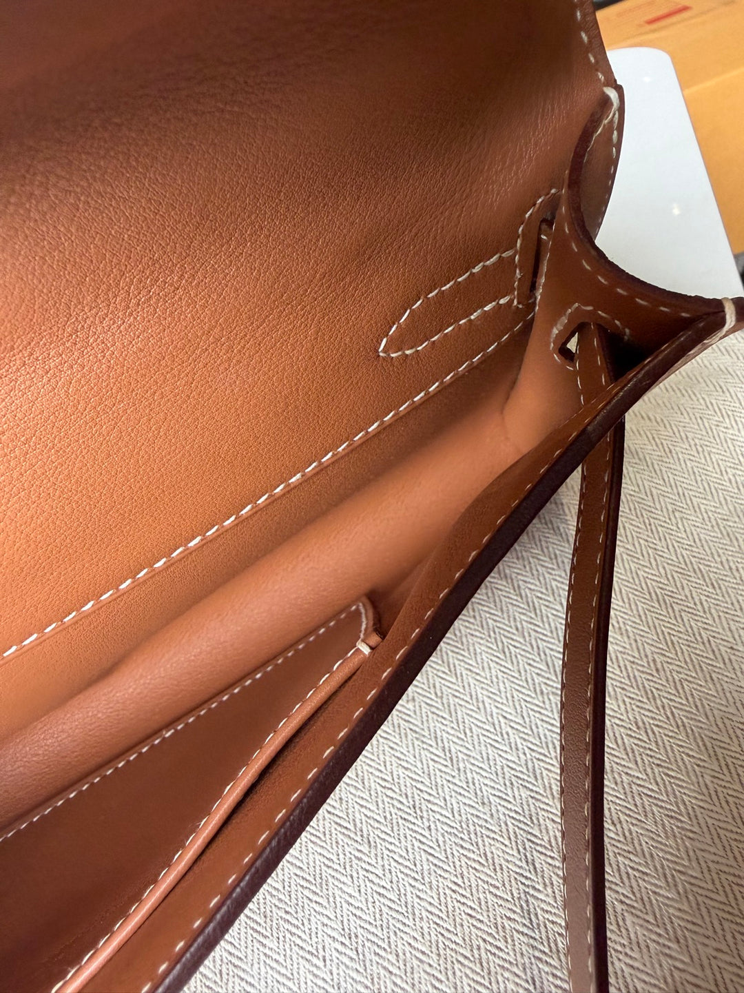 Hermès Kelly Cut Gold Swift Leather PHW Stamp R 2014