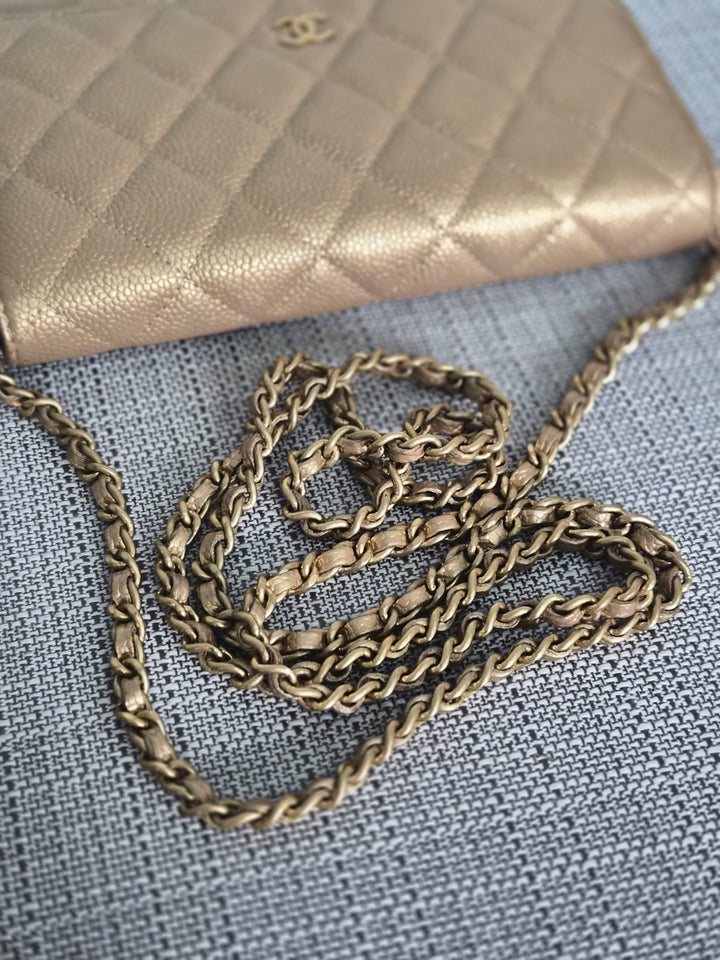 CHANEL series 20 2015 15B collection Gold Caviar Aged GHW Classic Wallet On Chain (WOC)