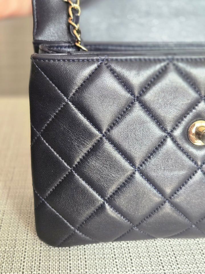 Chanel series 28 2019 Navy Lambskin Champagne GHW Trendy CC Flap Bag size Small with Detachable Strap