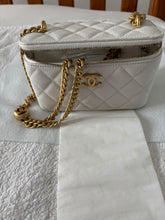 Load image into Gallery viewer, CHANEL 2023 23P Collection White Caviar Sweetheart Adjustable chain Small vanity Case with Aged GHW
