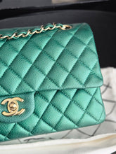 Load image into Gallery viewer, Chanel series 25 2018 18S collection Pearly Emerald Green Caviar LGHW Medium ML timeless Classic double flap bag

