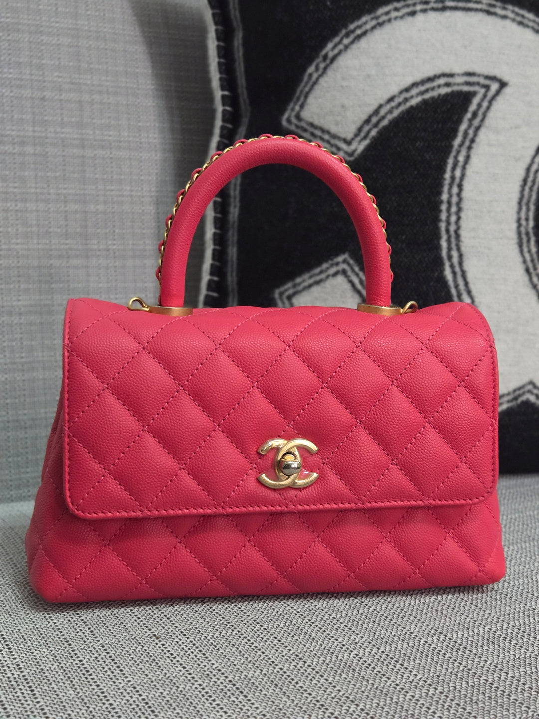 Chanel 23P 2023 Pre Spring/Summer Collection Pink Caviar Aged GHW Coco Handle with Detachable Strap and enchained handle size Small