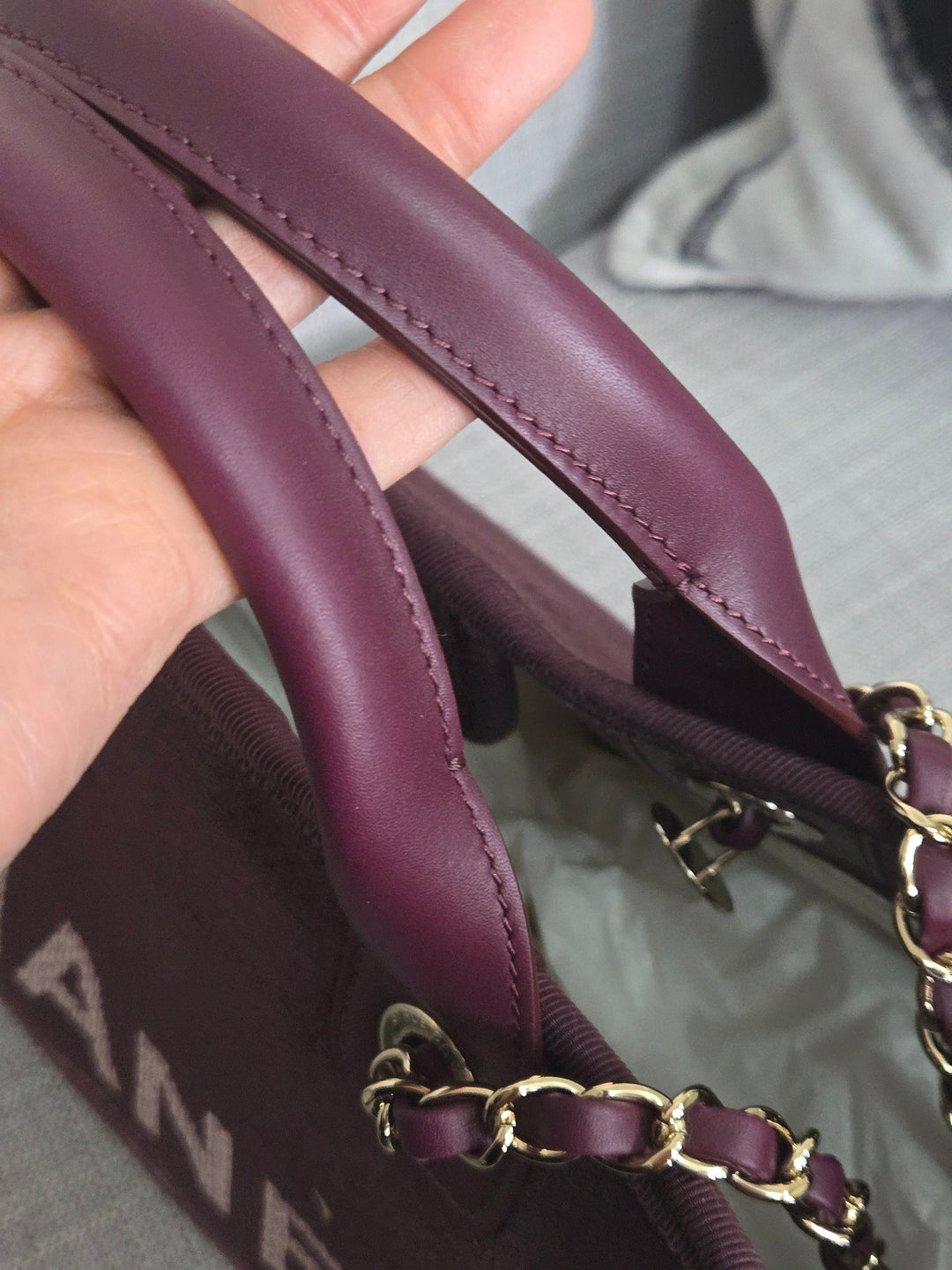 Chanel 24B 2024 Fall/Winter Collection Burgundy Tweed Deauville Tote with Leather top handle size small and Detachable pouch