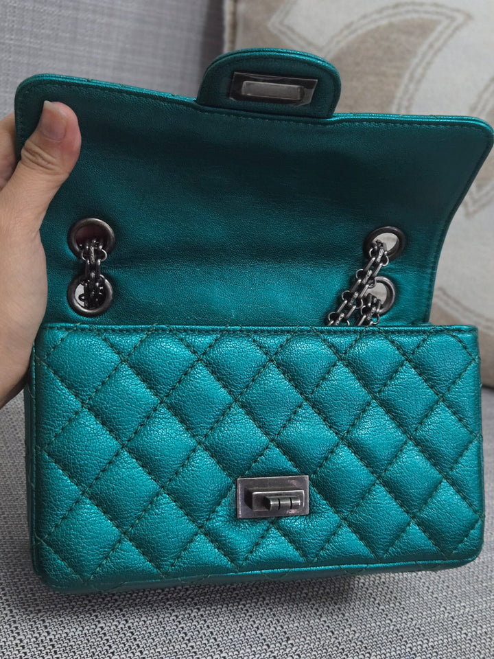 Chanel Series 28 Emerald Green Turquoise Calf skin 2.55 Reissue Mini Flap Bag with Ruthenium Hardwars