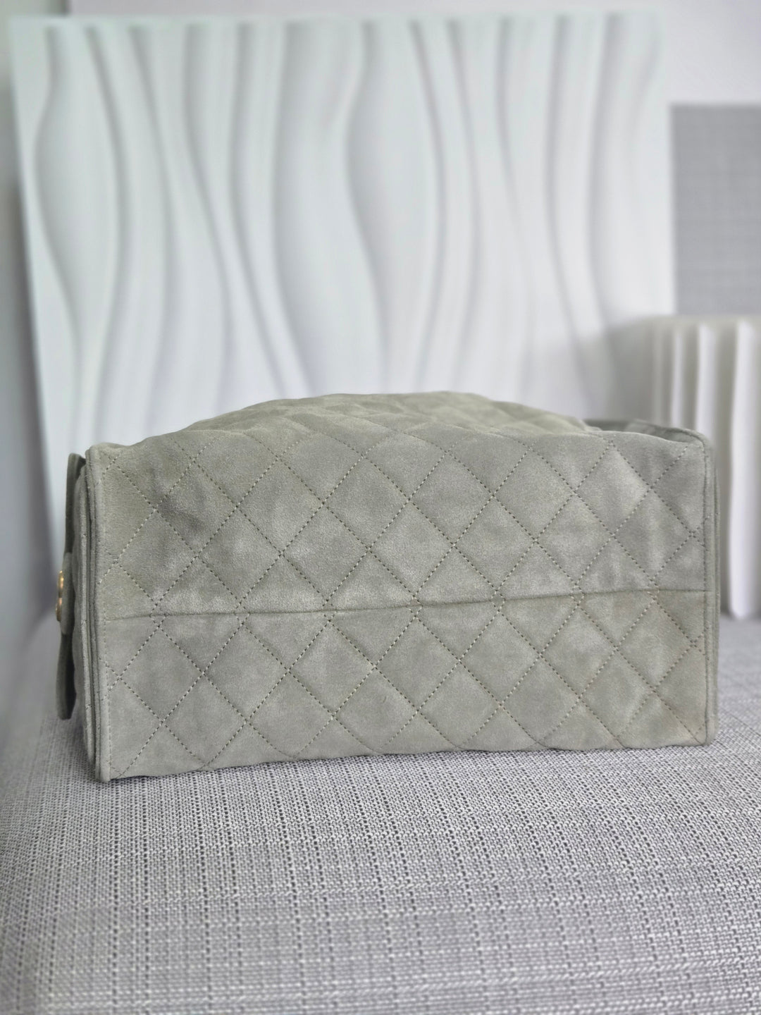 CHANEL 25C collection 2024/2025 cruise collection Khaki Suede Aged GHW 25 Hobo Bag size Medium