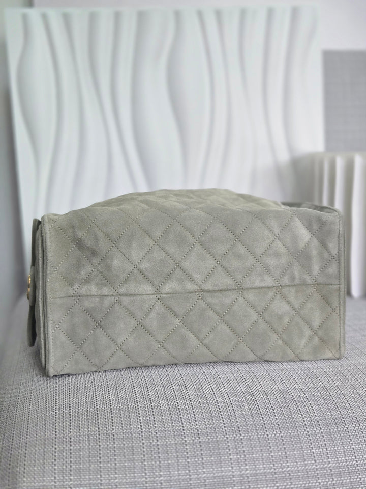CHANEL 25C collection 2024/2025 cruise collection Khaki Suede Aged GHW 25 Hobo Bag size Medium