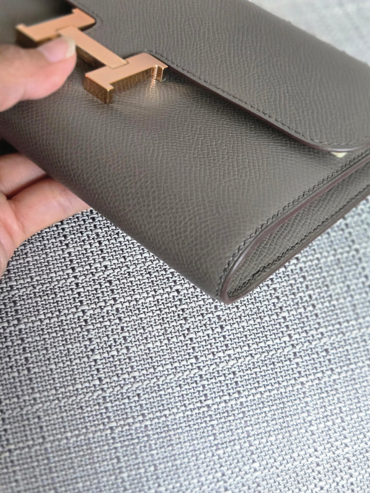 Hermes Constance to Go Long Wallet in Gris Etain Epsom Leather GHW Stamp Z 2021