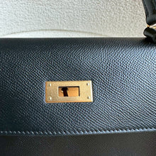 Load image into Gallery viewer, Hermes Black Noir Epsom Leather GHW Kelly 28 stamp N 2010
