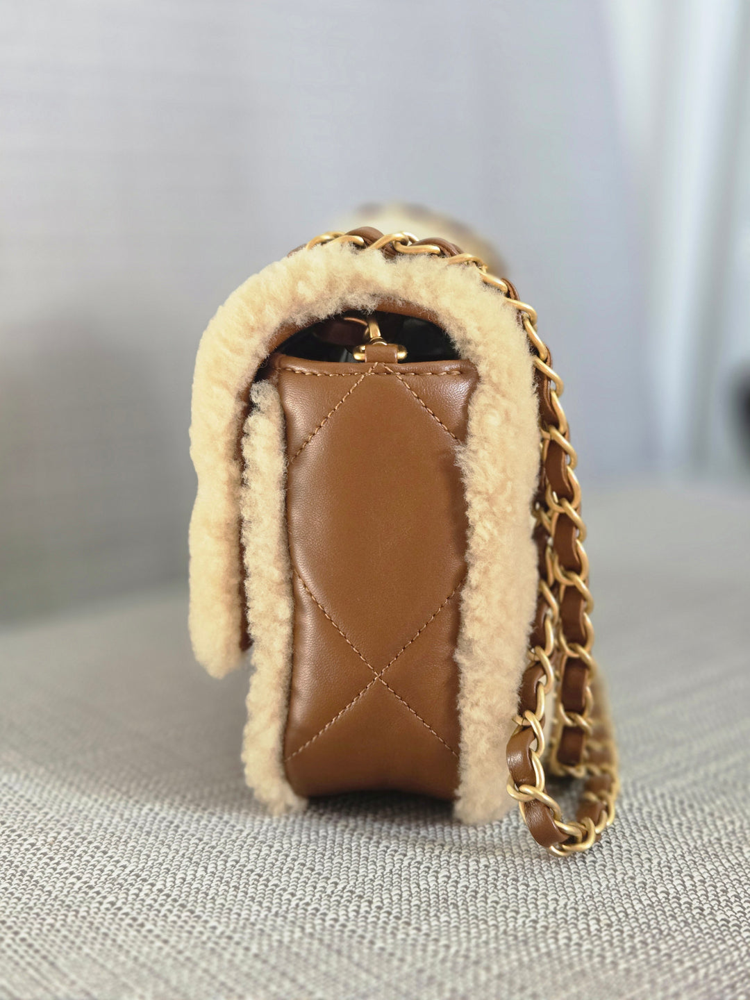 Chanel 24K 2024 Fall/Winter Collection Beige Brown Teddy Shearling MEDIUM flap Bag with Aged GHW