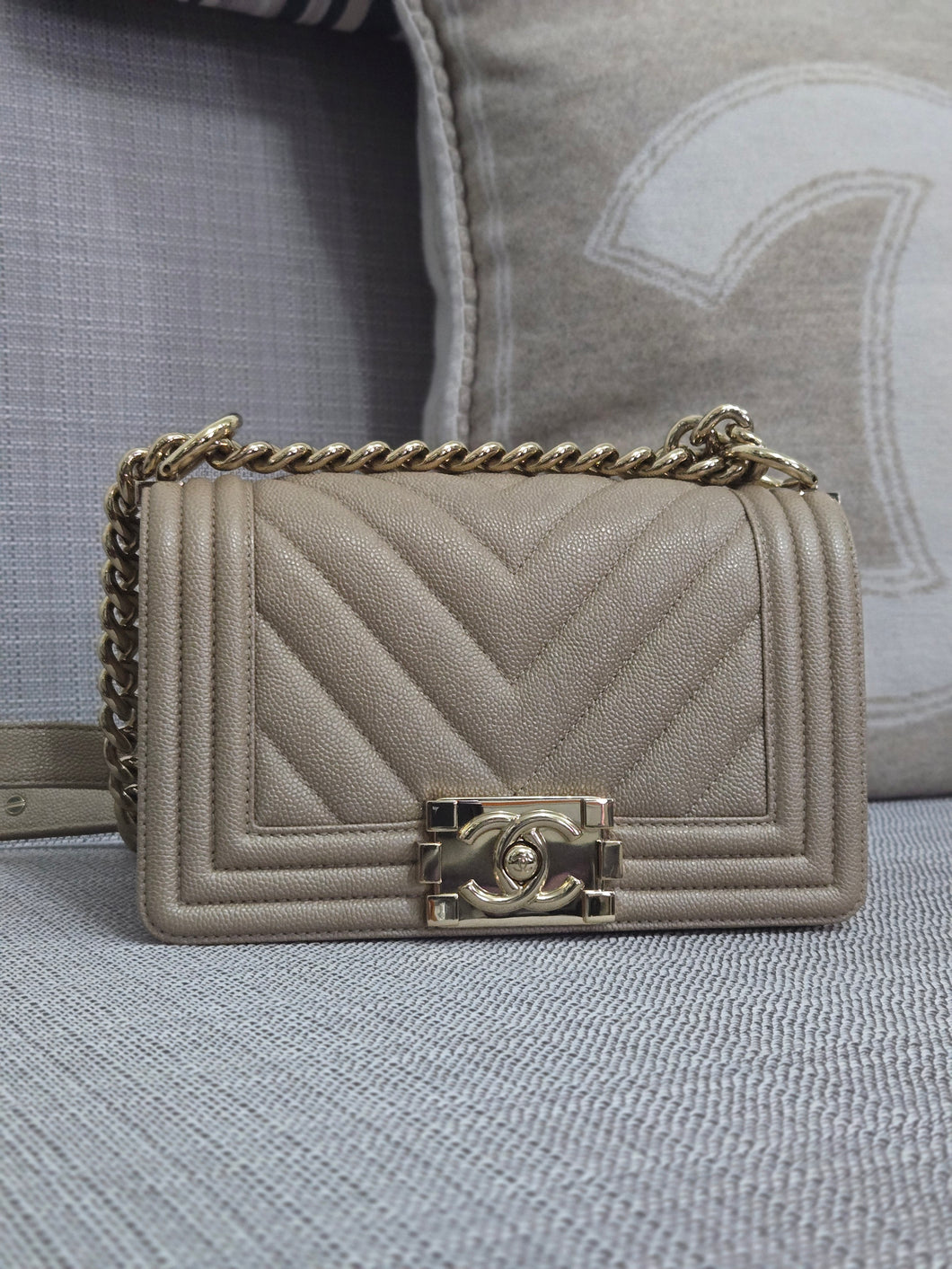 Chanel series 26 18A 2018 Fall/Winter Collection Iridescent Light Beige Chevron Caviar Le Boy Flap Bag size Small with Shiny GHW