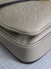 Load image into Gallery viewer, Louis Vuitton LV Pochette Metis Turtledove/Dune Emprinted Leather
