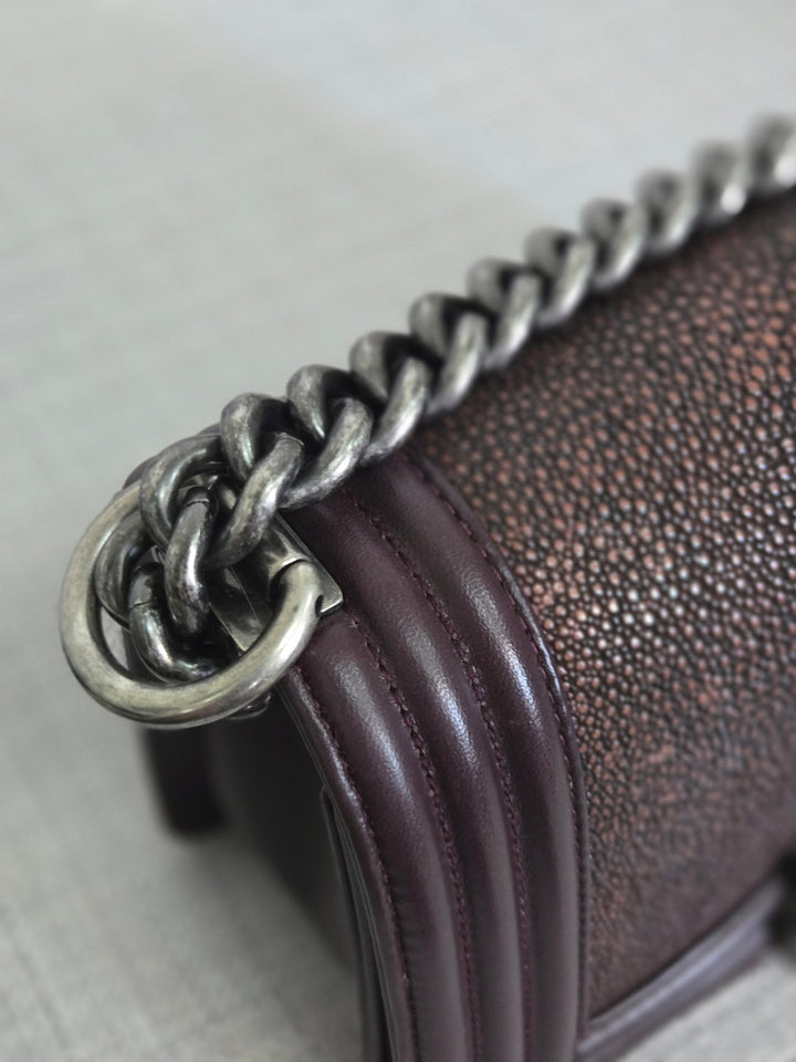 Chanel series 21 2015 Burgundy Lambskin Stingray Le Boy Flap Bag with RHW size Small