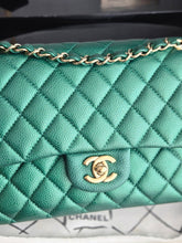 Load image into Gallery viewer, Chanel series 25 2018 18S collection Pearly Emerald Green Caviar LGHW Medium ML timeless Classic double flap bag
