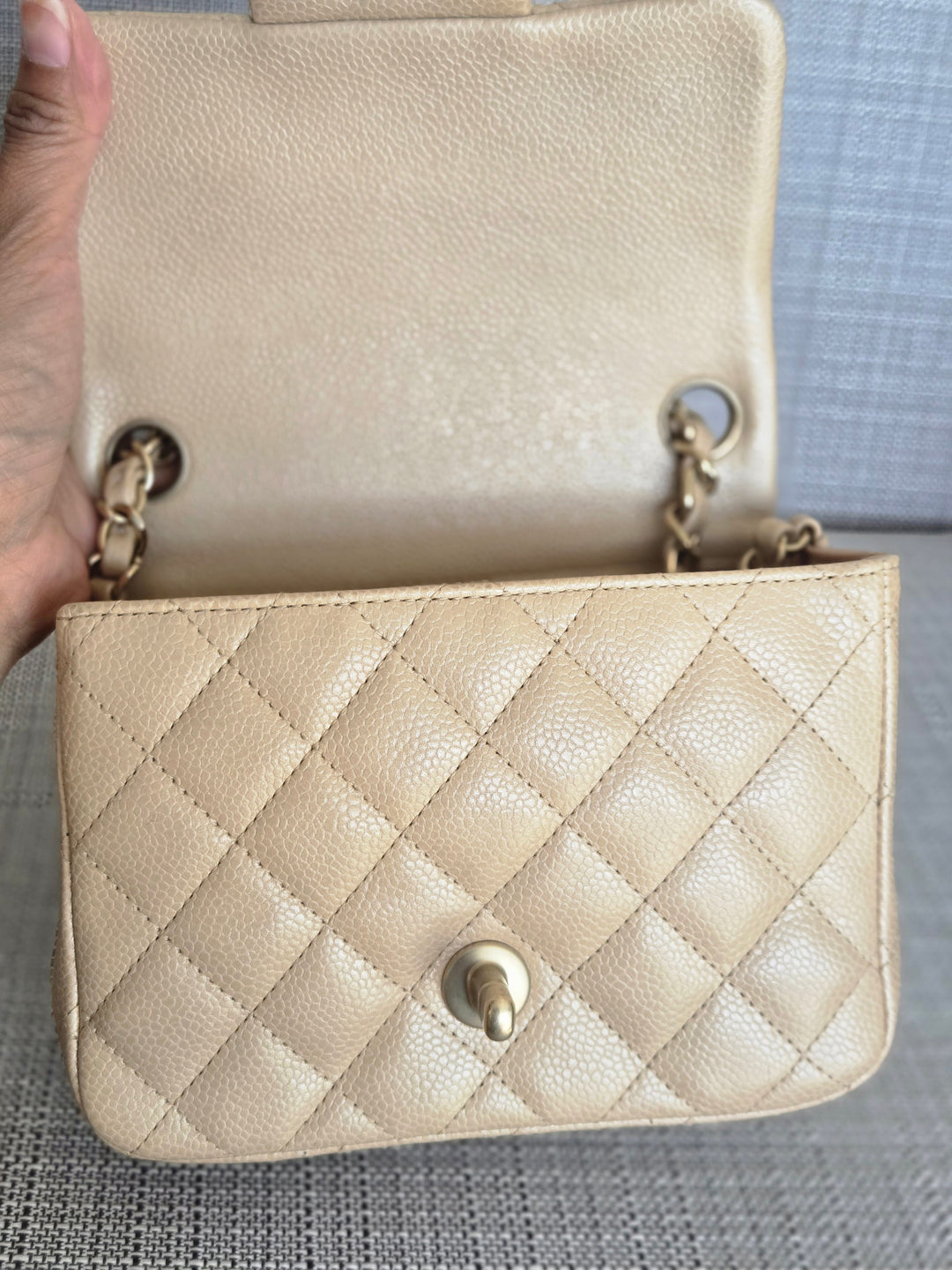 Chanel series 20 15C Collection Pearly Beige Caviar Brushed GHW Square Mini Flap Bag