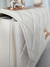 Load image into Gallery viewer, CHANEL 2022 22B Collection White Lambskin Rose Gold Hardware Trendy CC Flap Bag Size Small
