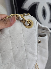 Load image into Gallery viewer, Chanel 25 White Caviar Aged GHW Hobo Bag size Medium with Detachable Pouch
