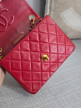 Load image into Gallery viewer, Chanel series 1 Red Lambskin 24K GHW Vintage Classic Mini Flap Bag
