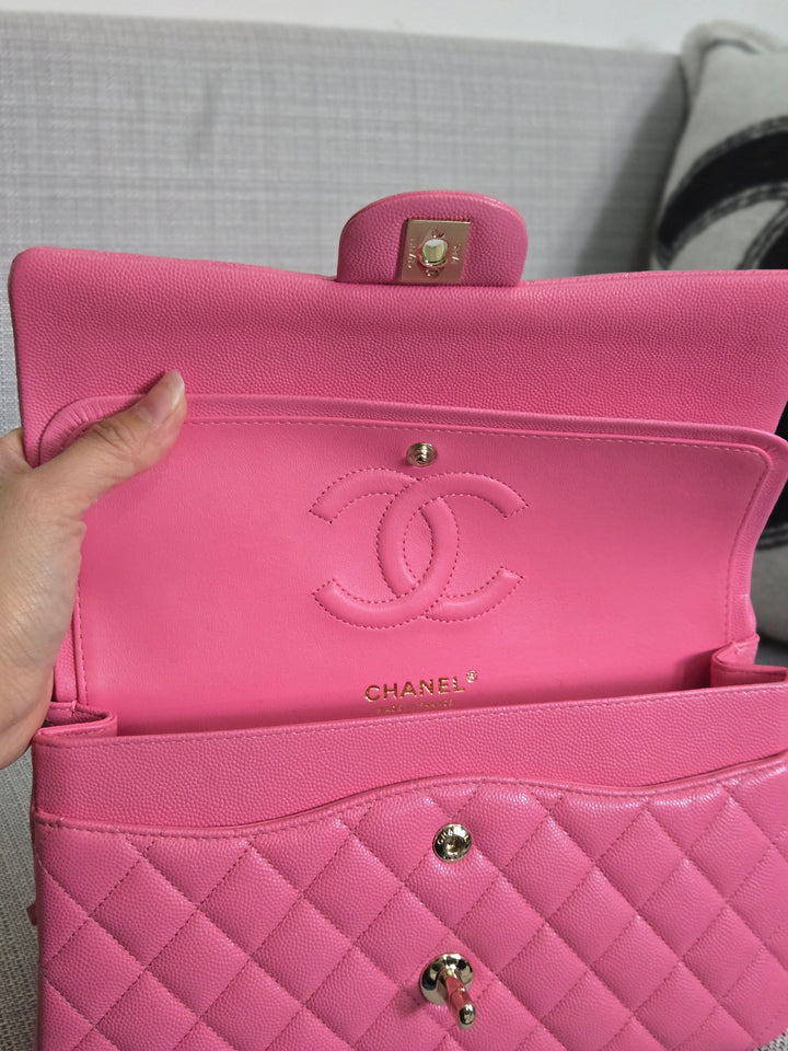 Chanel 21P 2021 Pre spring/summer collection Pink Caviar Champagne GHW 11.12 Timeless Classic Medium ML Double Flap Bag