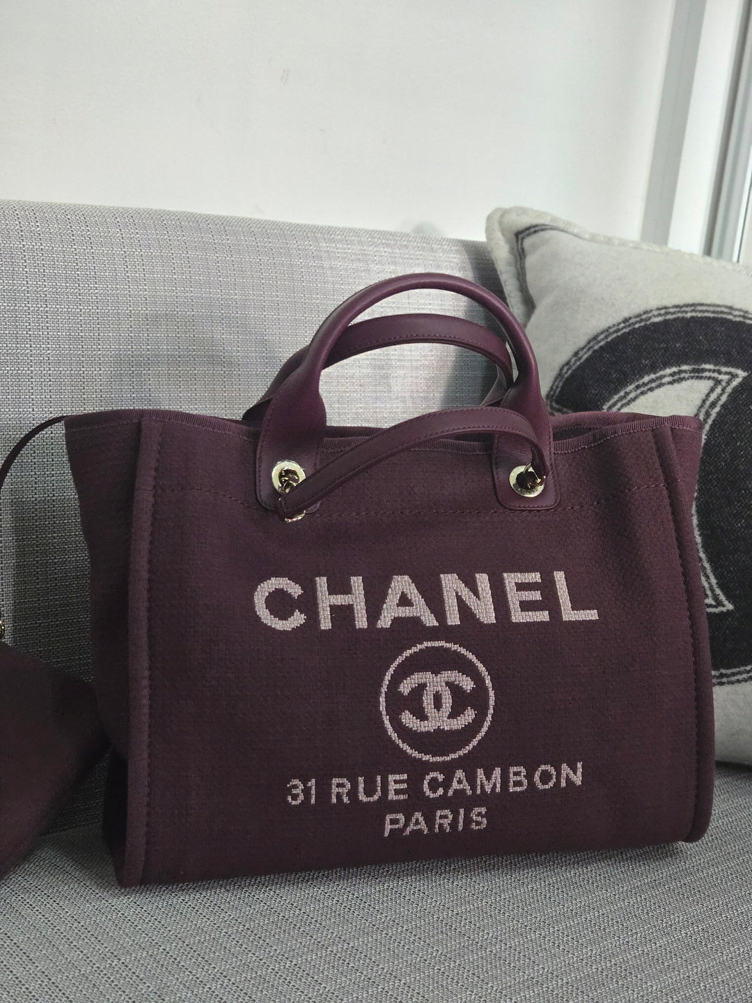 Chanel 24B 2024 Fall/Winter Collection Burgundy Tweed Deauville Tote with Leather top handle size small and Detachable pouch