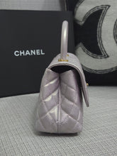 Load image into Gallery viewer, Chanel 22P 2022 Pre Spring/Summer Collection Iridescent Pink Caviar GHW Coco Handle Flap Bag size Small with Detachable Shoulder strap
