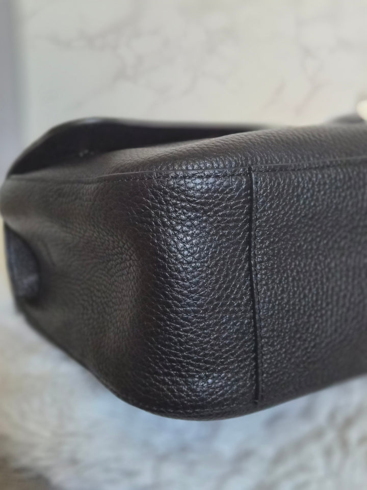 WA/Email only to purchase only- CHANEL Matthieu Blazy Maxi 32 cms Flap Bag in Black Caviar SHW 2026