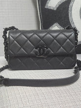 Load image into Gallery viewer, Chanel series 31 21C 2021 Cruise Collection My Everything Black Caviar So Black Hardware Seasonal Flap Bag
