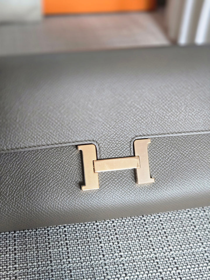 Hermes Constance to Go Long Wallet in Gris Etain Epsom Leather GHW Stamp Z 2021