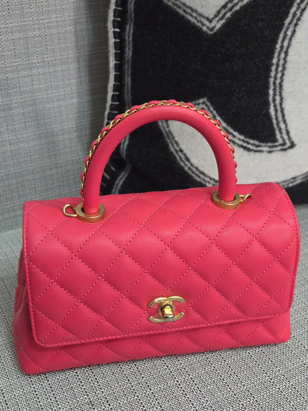 Chanel 23P 2023 Pre Spring/Summer Collection Pink Caviar Aged GHW Coco Handle with Detachable Strap and enchained handle size Small