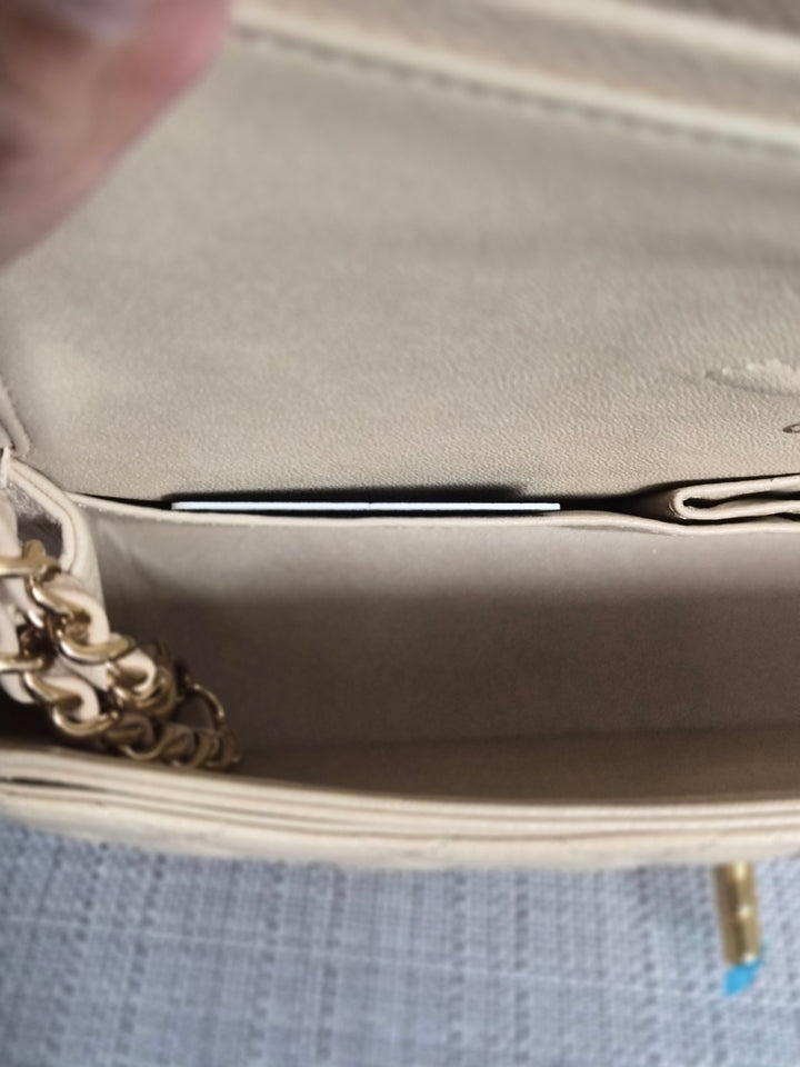 CHANEL series 15 2011/2012 Beige Clair Caviar GHW Medium ML Timeless Classic Double Flap Bag