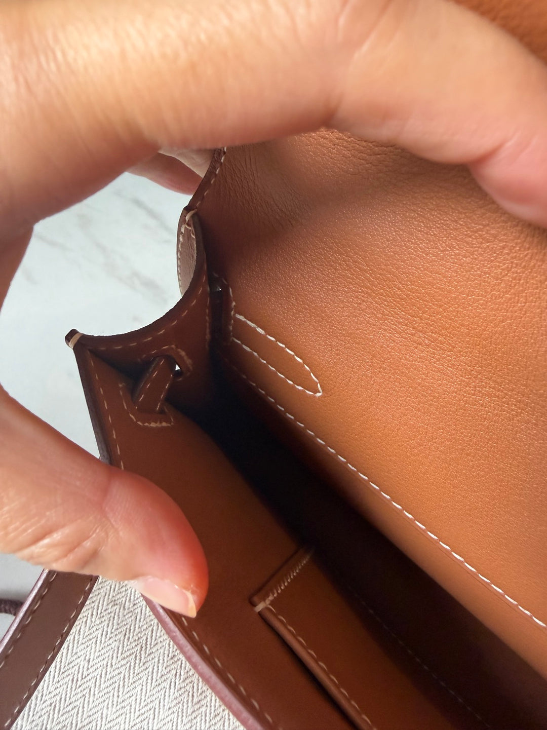 Hermès Kelly Cut Gold Swift Leather PHW Stamp R 2014