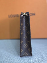 Load image into Gallery viewer, Louis Vuitton LV Toiltry 26 Pouch Monogram Canvas
