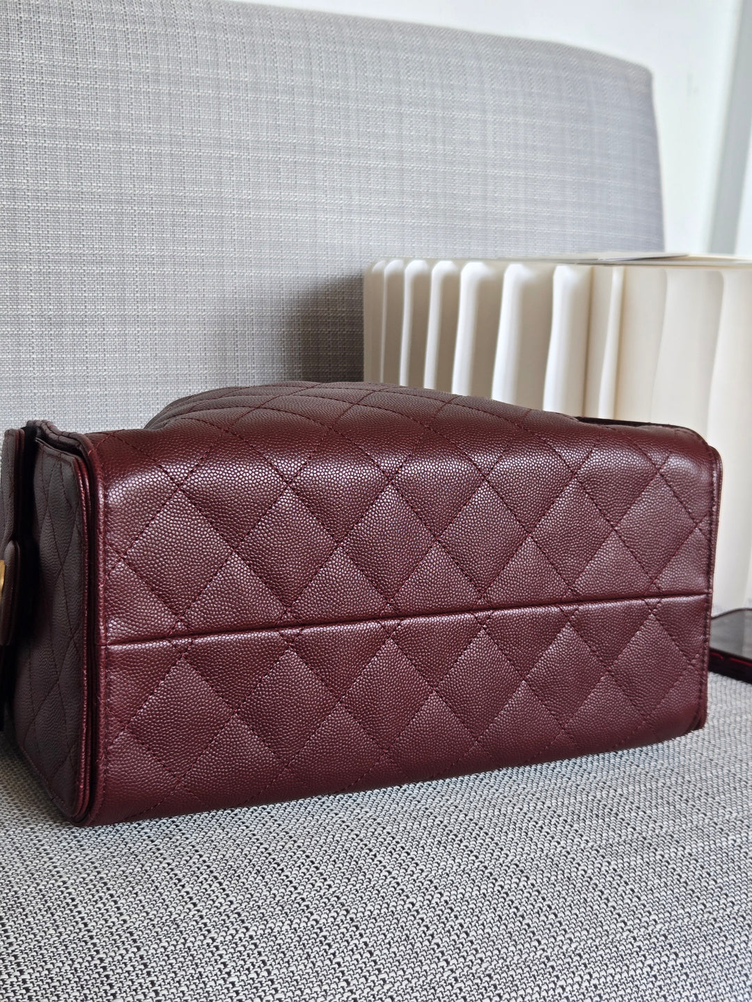 CHANEL 25 size SMALL from 25A 2025 Metiers d'art Collection BURGUNDY caviar aged GHW Hobo Bag