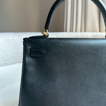 Load image into Gallery viewer, Hermes Black Noir Epsom Leather GHW Kelly 28 stamp N 2010
