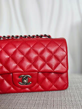 Load image into Gallery viewer, CHANEL series 21 Red lipstick caviar Ruthenium Hardware Mini Rectangular Flap Bag 2015 15B collection
