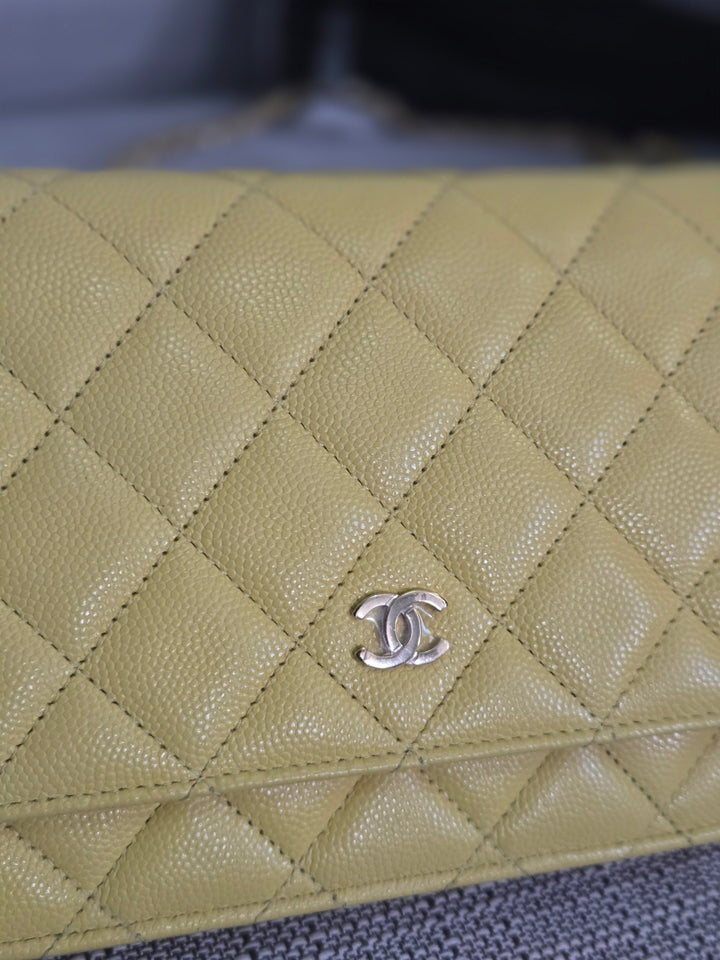 Chanel series 30 2020 Yellow Caviar LGHW Classic Wallet on chain (WOC)