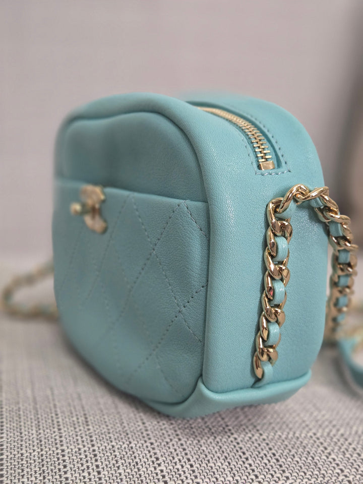 Chanel Series 26 2018/2019 19C Tiffany Blue Calfskin Casual Trip Camera Case Bag with Champagne GHW