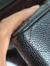 Load image into Gallery viewer, CHANEL series 19 2014 Black caviar GHW 11.12 Medium ML Timeless Classic Double Flap Bag
