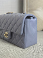 Load image into Gallery viewer, Chanel 22B Iridescent Light purple lambskin champagne GHW Mini Rectangular Flap Bag
