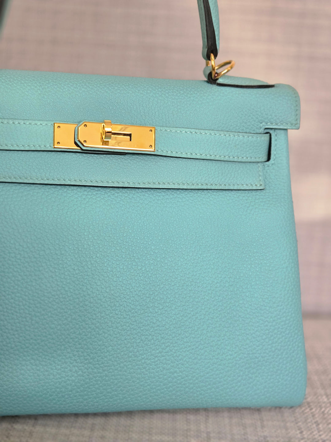 Hermes Kelly 28 in Bleu Atoll Togo Leather GHW