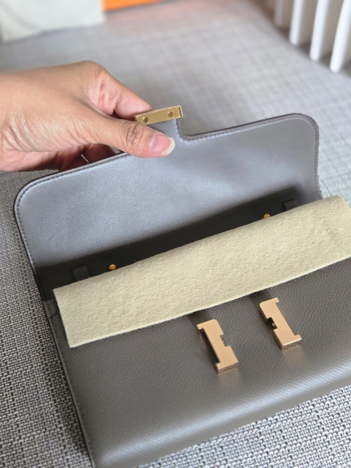 Hermes Constance to Go Long Wallet in Gris Etain Epsom Leather GHW Stamp Z 2021