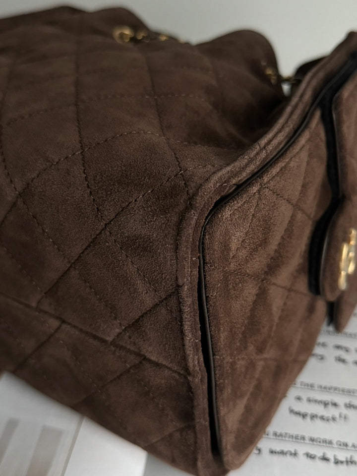 CHANEL 26C 2025/2026 Brown Suede Leather Aged GHW 25 Hobo Bag size Small