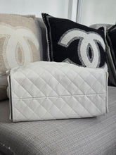 Load image into Gallery viewer, Chanel 25 White Caviar Aged GHW Hobo Bag size Medium with Detachable Pouch
