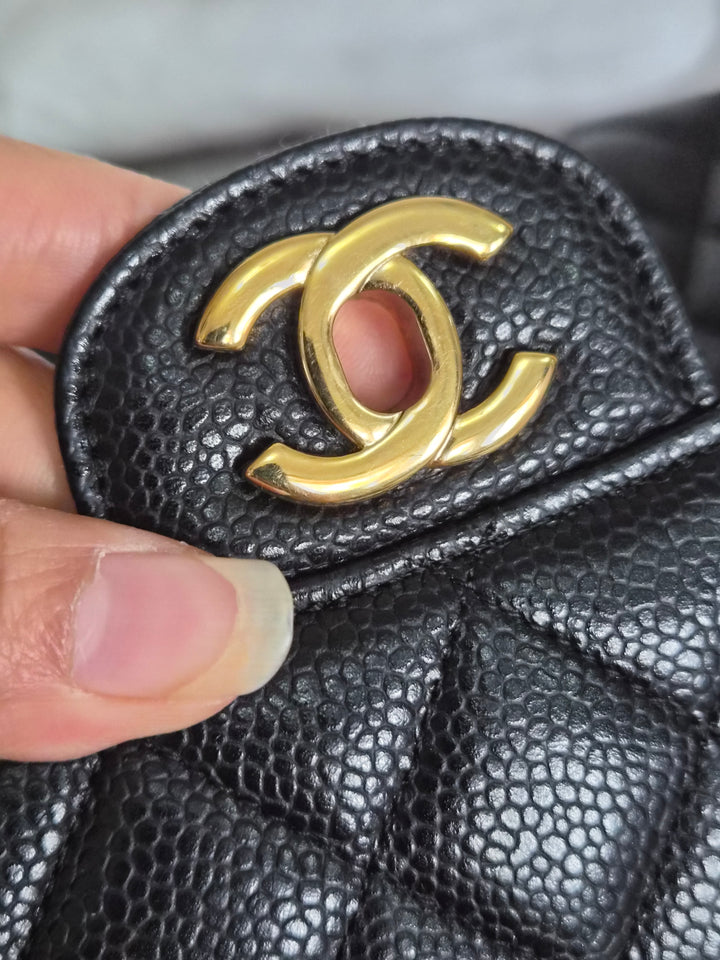 CHANEL series 19 2014 Black caviar GHW 11.12 Medium ML Timeless Classic Double Flap Bag
