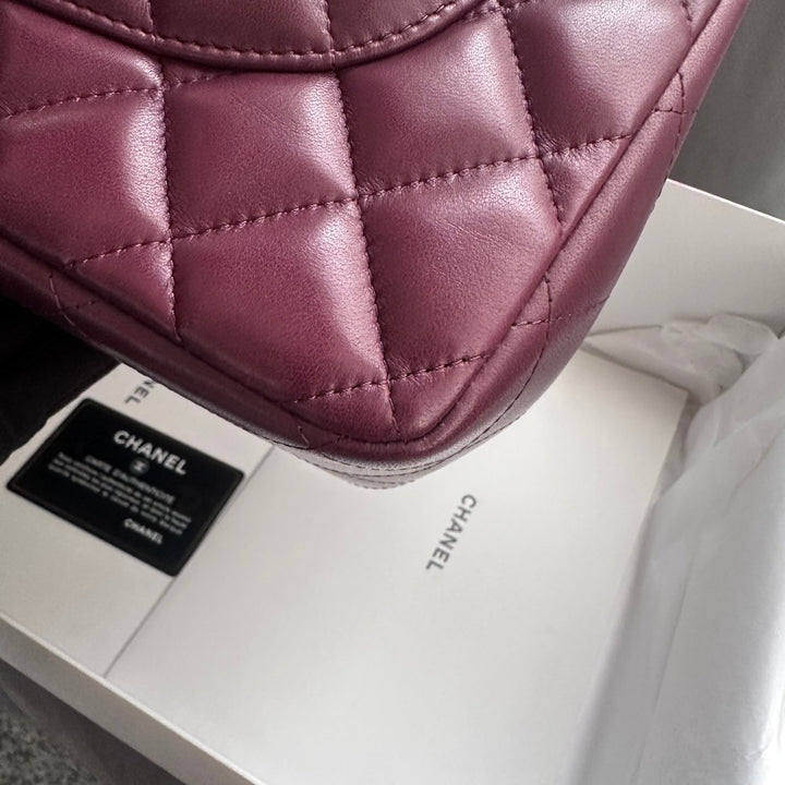 CHANEL series 16 Burgundy Lambskin LGHW Jumbo Timeless Classic Double Flap Bag 2012