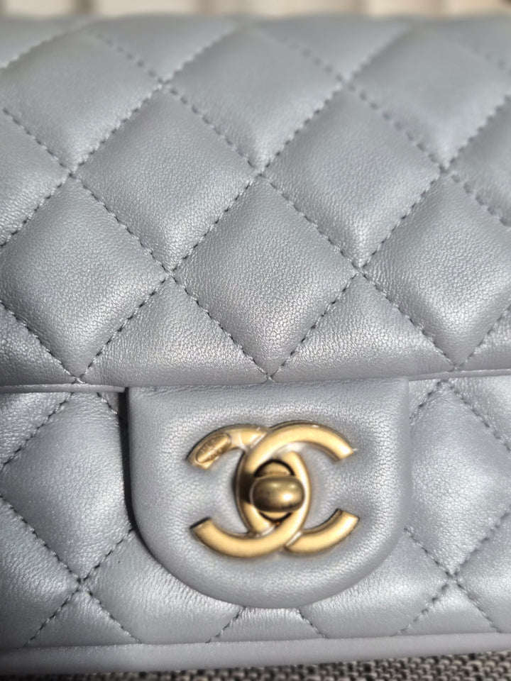 CHANEL Pearl Twist Pearly Silver Light Blue Lambskin Mini Flap Bag