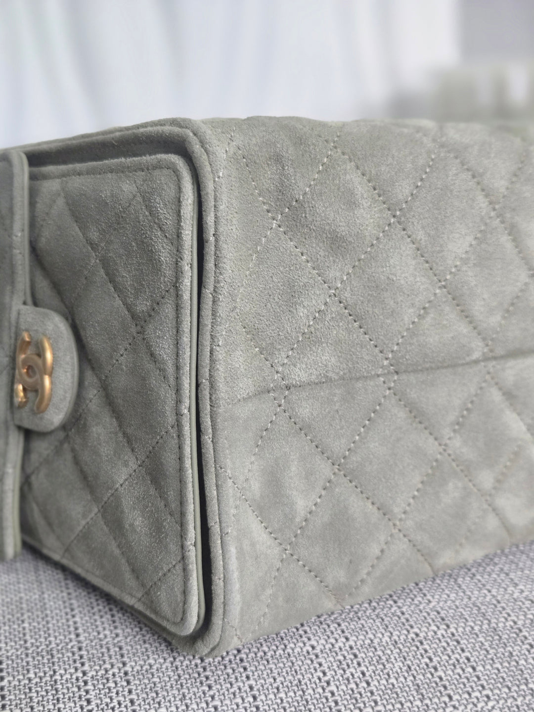 CHANEL 25C collection 2024/2025 cruise collection Khaki Suede Aged GHW 25 Hobo Bag size Medium
