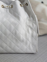Load image into Gallery viewer, Chanel 25 White Caviar Aged GHW Hobo Bag size Medium with Detachable Pouch
